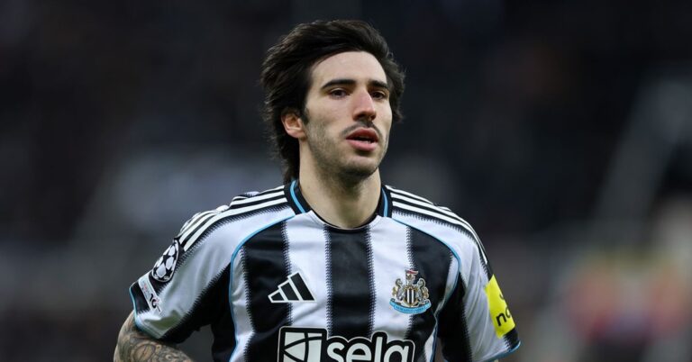 Cược thử miễn phí tại 👉 bit.ly/w88vnfc ⚽ đối tác cá cược chính thức sunderland 🏆 #donaldtrump #nato #usa #france #greenland #chinhtrithegioi #chauau #israel #putin #quandoi #tapcanbinh #tintuc #iran #tinnong #quansu #venezuela #quansuthegioi #chinhtri #phanvangiang #quandoivietnam #denmark #ukraine #quocte #trungdong #chaua #hamas #diatrunghai #thailand #spain #bangladesh 🔥ì…